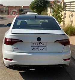 ڤۆڵکسواگن جێتا